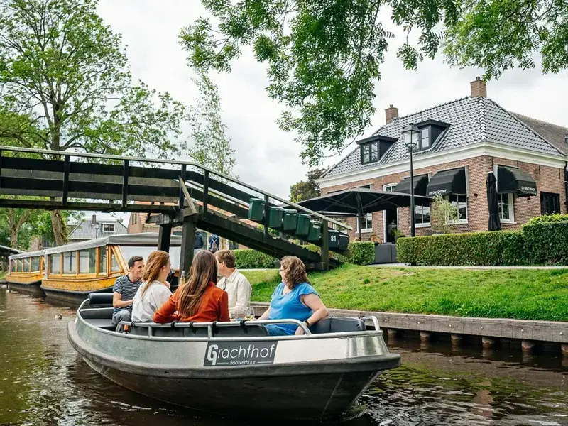 Navegar y Brunch en Giethoorn